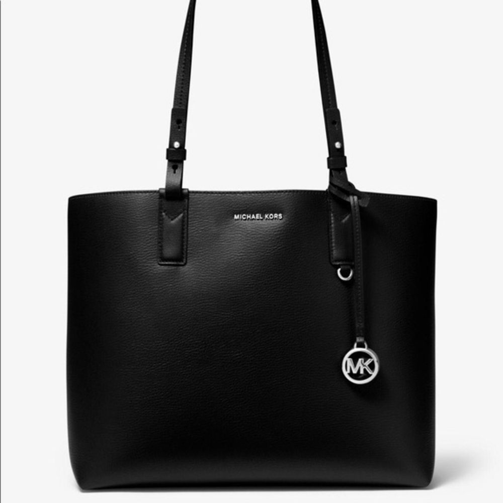 💕MK Cameron Large Leather Reversible Tot Bag👜